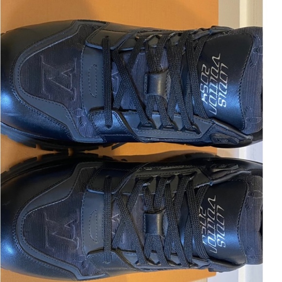 Louis Vuitton 2054 LV Trail line Virgil Abloh Run Away or 9 US 42 EU. - Picture 8 of 13